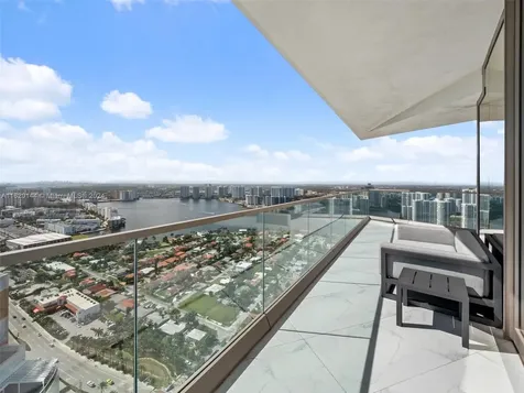 18975 Collins Avenue Sunny Isles Beach FL 33160