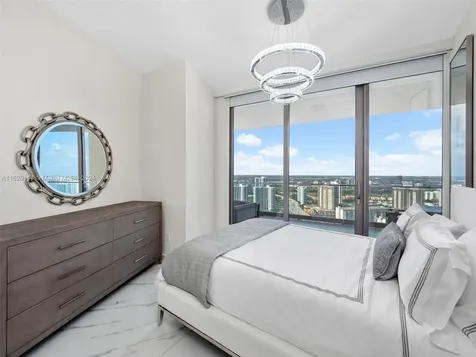 18975 Collins Avenue Sunny Isles Beach FL 33160