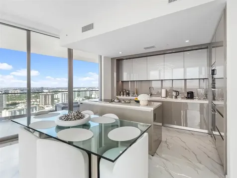 18975 Collins Avenue Sunny Isles Beach FL 33160