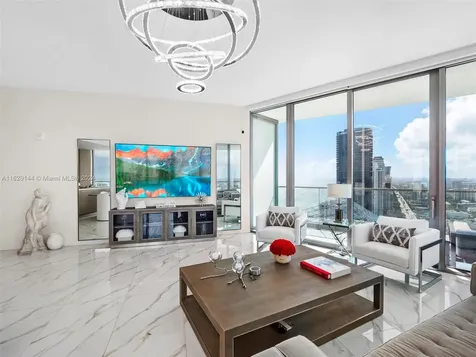 18975 Collins Avenue Sunny Isles Beach FL 33160