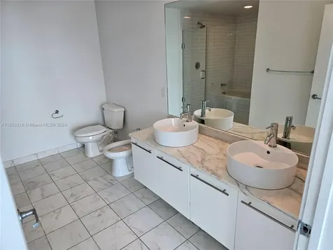 888 Biscayne Boulevard Miami FL 33132