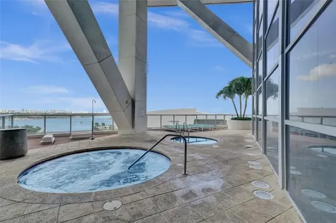 888 Biscayne Boulevard Miami FL 33132