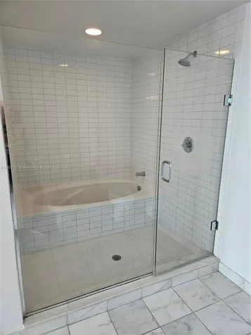 888 Biscayne Boulevard Miami FL 33132