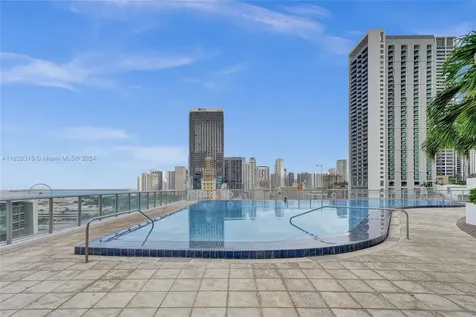 888 Biscayne Boulevard Miami FL 33132
