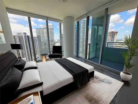 888 Biscayne Boulevard Miami FL 33132