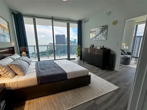 888 Biscayne Boulevard Miami FL 33132