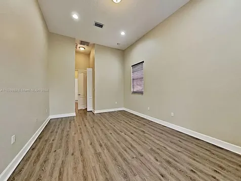 846 SW 146th Terrace Pembroke Pines FL 33027