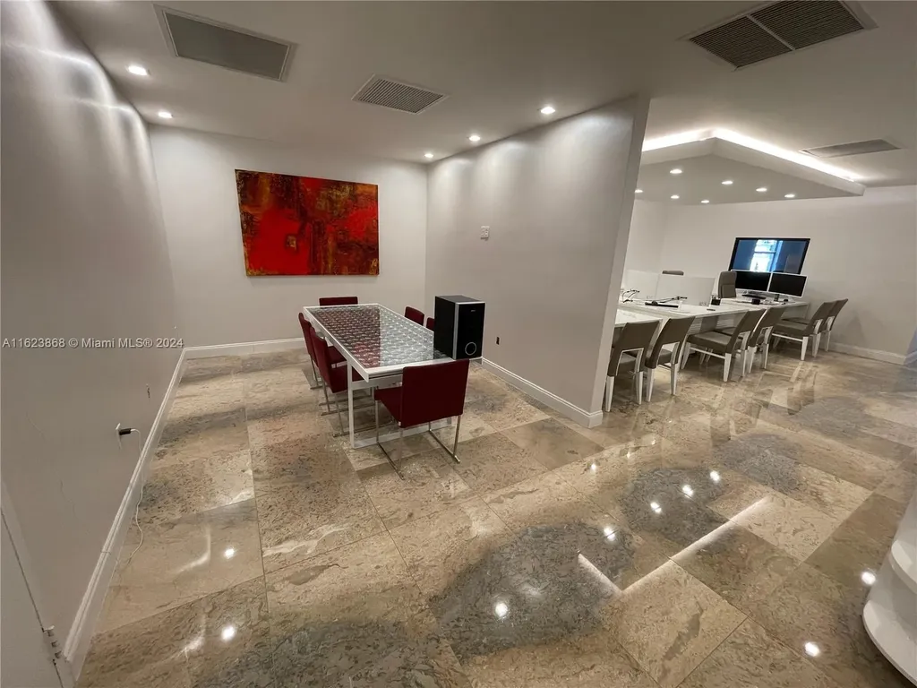 3800 S Ocean Drive Hollywood FL 33019
