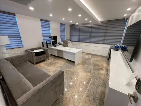 3800 S Ocean Drive Hollywood FL 33019