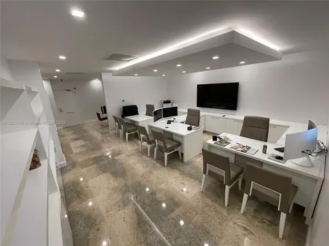 3800 S Ocean Drive Hollywood FL 33019