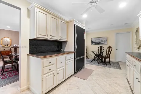 53 Edinburgh Drive Palm Beach Gardens FL 33418