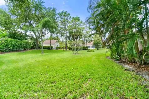 53 Edinburgh Drive Palm Beach Gardens FL 33418