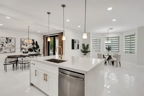 7467 SW 189th Street Cutler Bay FL 33157