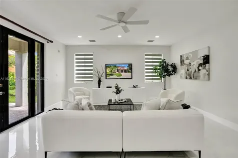 7467 SW 189th Street Cutler Bay FL 33157
