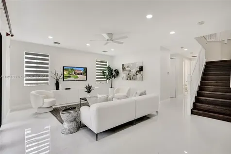 7467 SW 189th Street Cutler Bay FL 33157