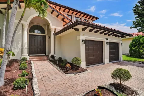 7467 SW 189th Street Cutler Bay FL 33157