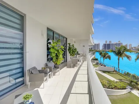 3250 NE 188th Street Aventura FL 33180