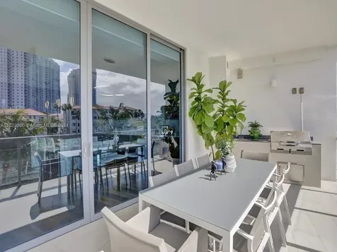 3250 NE 188th Street Aventura FL 33180