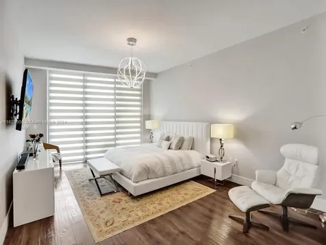3250 NE 188th Street Aventura FL 33180