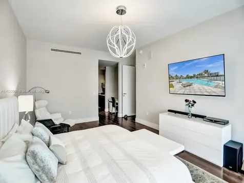3250 NE 188th Street Aventura FL 33180