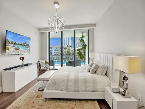 3250 NE 188th Street Aventura FL 33180