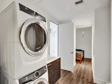 3250 NE 188th Street Aventura FL 33180