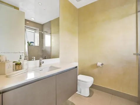 3250 NE 188th Street Aventura FL 33180