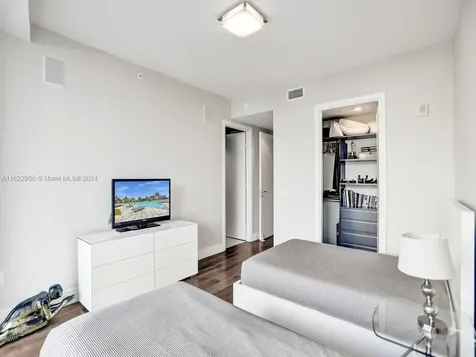 3250 NE 188th Street Aventura FL 33180