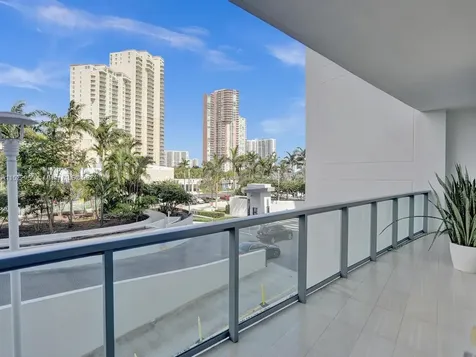 3250 NE 188th Street Aventura FL 33180