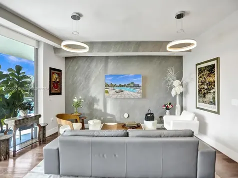 3250 NE 188th Street Aventura FL 33180