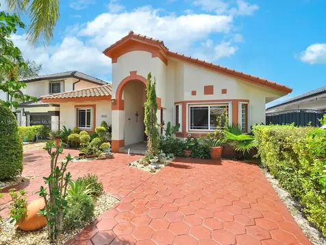8910 NW 153rd Terrace Miami Lakes FL 33018