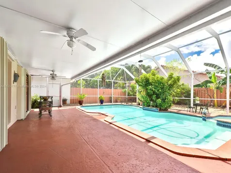 8910 NW 153rd Terrace Miami Lakes FL 33018