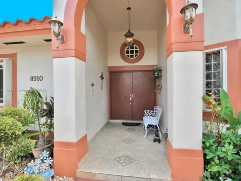 8910 NW 153rd Terrace Miami Lakes FL 33018