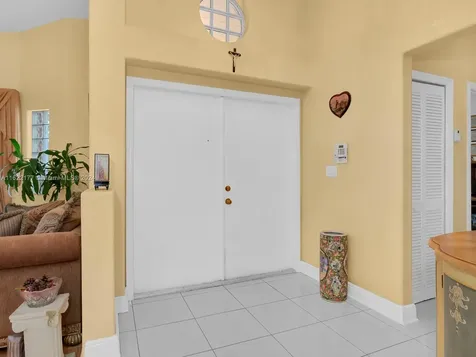 8910 NW 153rd Terrace Miami Lakes FL 33018