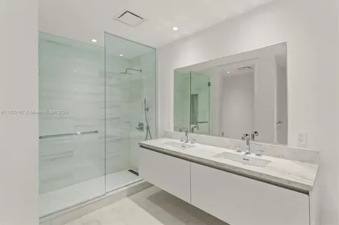 700 NE 26 Th Terrace Miami FL 33137