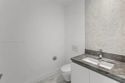 700 NE 26 Th Terrace Miami FL 33137