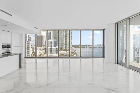 700 NE 26 Th Terrace Miami FL 33137