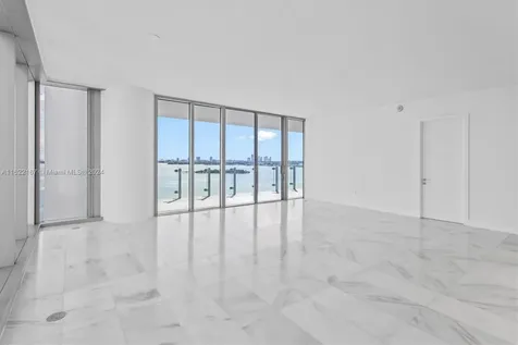 700 NE 26 Th Terrace Miami FL 33137