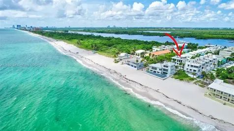 305 Oak Street Hollywood FL 33019