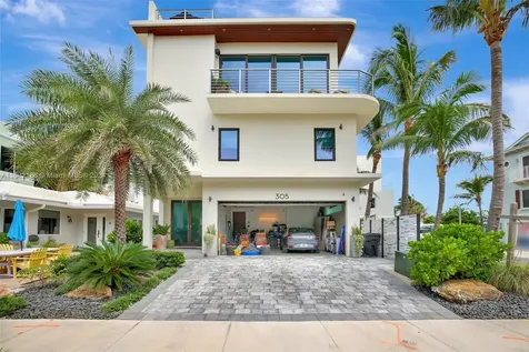 305 Oak Street Hollywood FL 33019