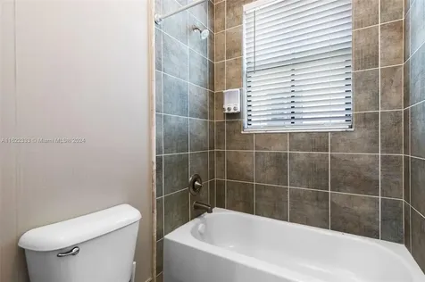 3190 NW 84th Way Cooper City FL 33024