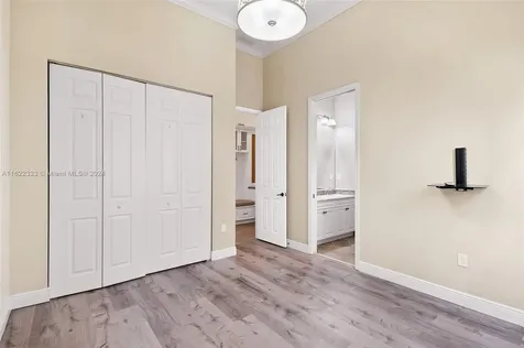 3190 NW 84th Way Cooper City FL 33024