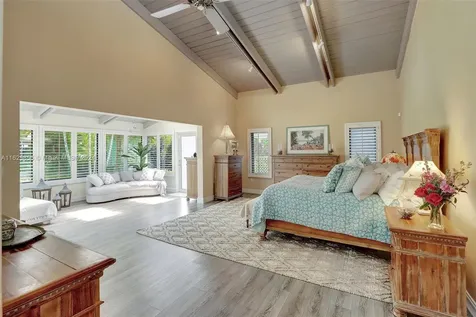 9290 SW 117th Terrace Miami FL 33176