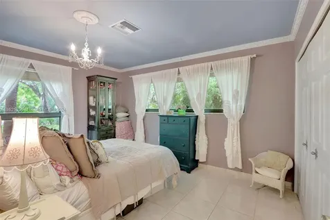 9290 SW 117th Terrace Miami FL 33176