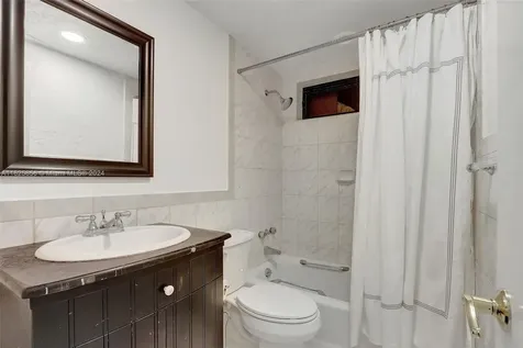 9290 SW 117th Terrace Miami FL 33176