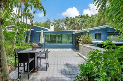 9290 SW 117th Terrace Miami FL 33176