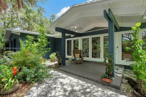 9290 SW 117th Terrace Miami FL 33176