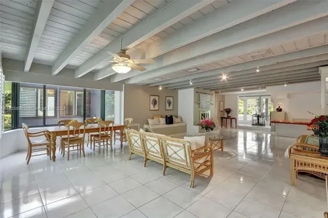 9290 SW 117th Terrace Miami FL 33176