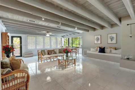 9290 SW 117th Terrace Miami FL 33176