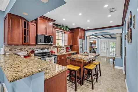 9421 SW 37th Street Miami FL 33165